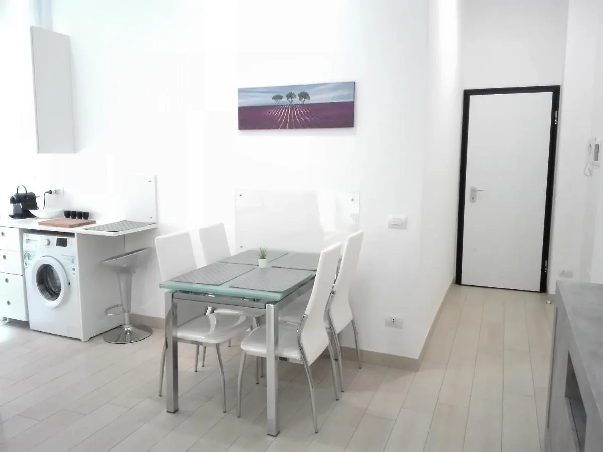 Rogoredo Milan Apartments 0*,  이탈리아